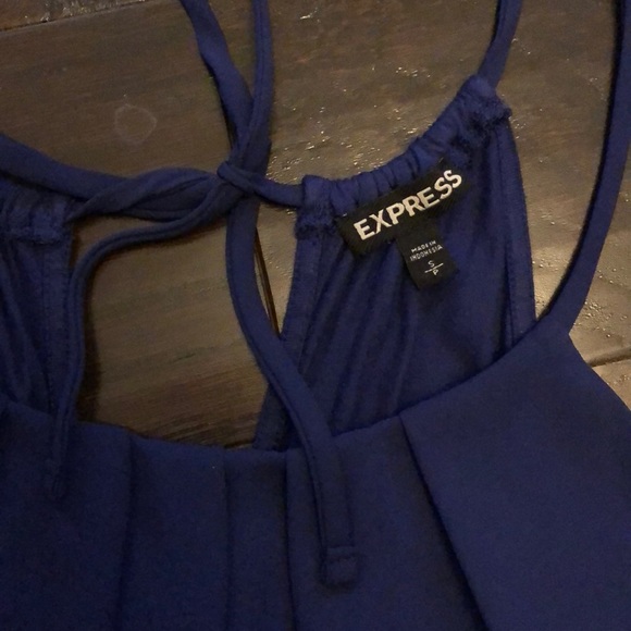 Express Tank - Picture 2 of 3